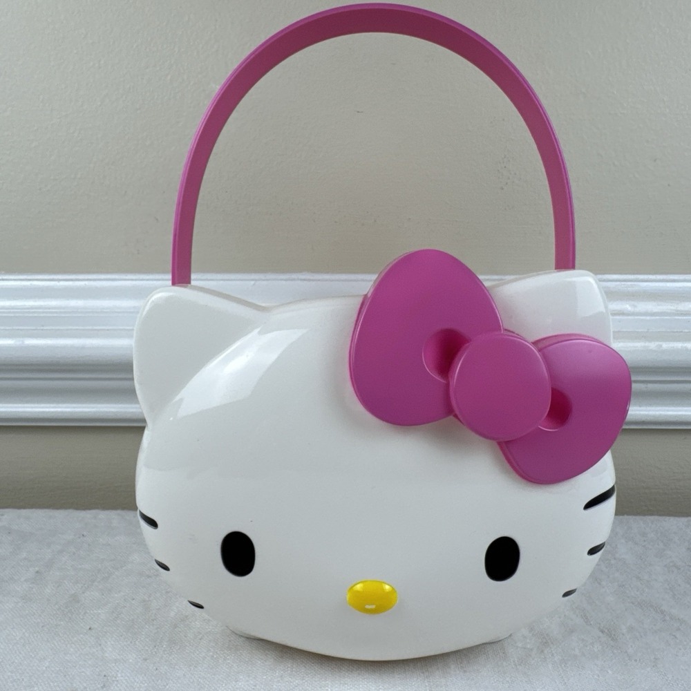 Hello Kitty Sanrio 2010 Edible Arrangements Plastic Bucket Pink Bow HKTY1304